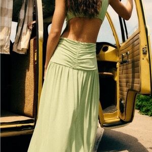 NWOT size S Zara midi pale green dress